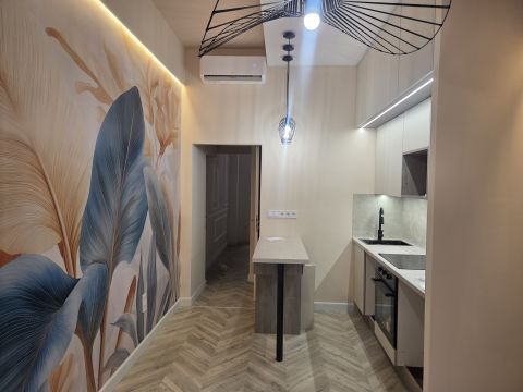 Eladó Lakás 1072 Budapest 7. kerület , Prémium minőség, teljes felújítás, verhetetlen elhelyezkedés