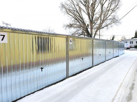 Kiadó Parkoló 7622 Pécs 