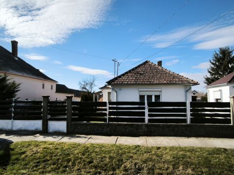 Eladó Ház 9113 Koroncó , Koroncó családi ház eladó!