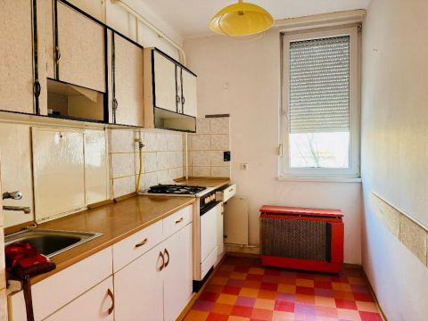 Eladó Lakás 4002 Debrecen , 4029 Debrecen, Fényesudvar