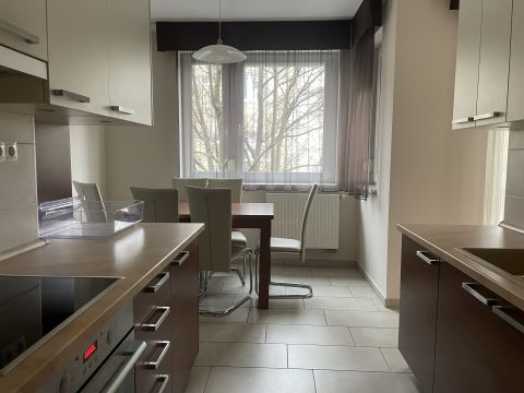 Eladó Lakás 6000 Kecskemét , Arborétum Lakóparkban 1. emeleti gyönyörű lakás eladó!