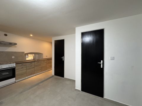 Eladó Lakás 1064 Budapest 6. kerület 