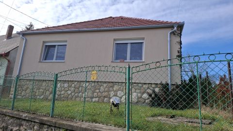 Eladó Ház 7694 Hosszúhetény 