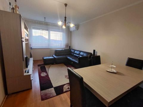 Eladó Lakás 1033 Budapest 3. kerület Kaszásdűlő utca