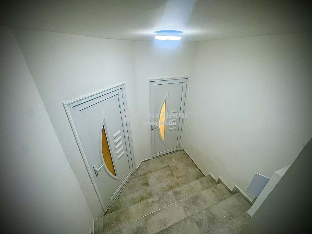 1096 Budapest 9. kerület , Felújított Garzonok — 1/9
