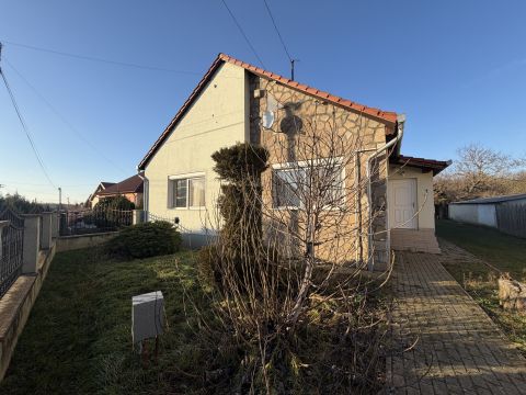 Eladó Ház 9126 Gyarmat , Újsor utca közelében
