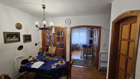 Eladó Lakás 8000 Székesfehérvár , Panorámás társasházi lakás az öreghegy legszebb részén.