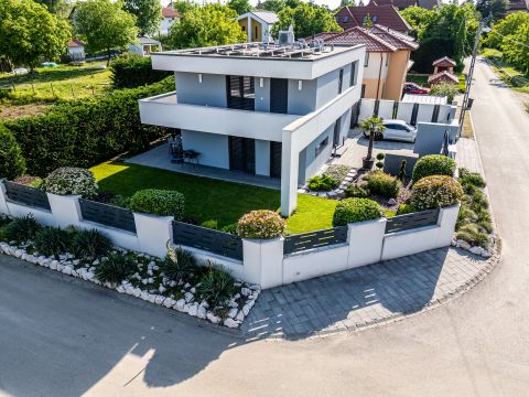 Eladó Ház 1221 Budapest 22. kerület 