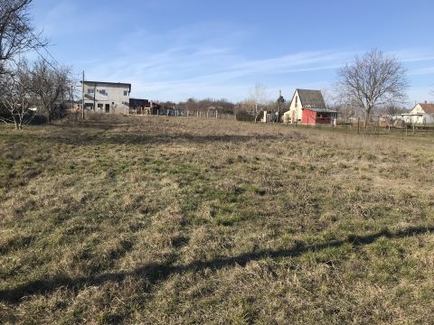 Eladó Telek 8152 Kőszárhegy 