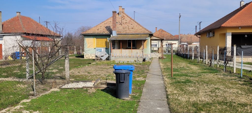 7838 Vajszló , Vajszló — 1/21