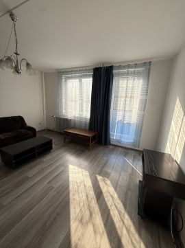 Eladó Lakás 8200 Veszprém Március 15. utca közelében