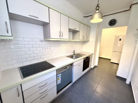 Kiadó Lakás 9700 Szombathely 