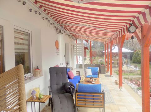 Eladó Ház 7400 Kaposvár , Toponár központi részén felújított családi ház