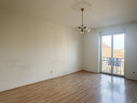 Eladó Lakás 1148 Budapest 14. kerület , Örs Vezér tértől séta távolságra