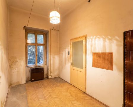 Eladó Lakás 1077 Budapest 7. kerület Felújítandó lakás a körút közelében