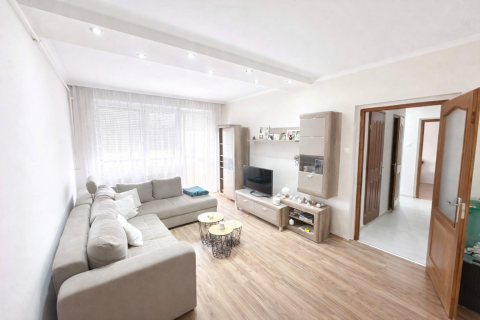 Eladó Lakás 9028 Győr , Jereváni út közelében