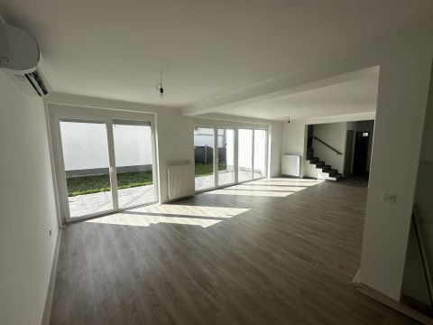 Eladó Lakás 7831 Pellérd , Pellérd családias részén újépítésű lakások