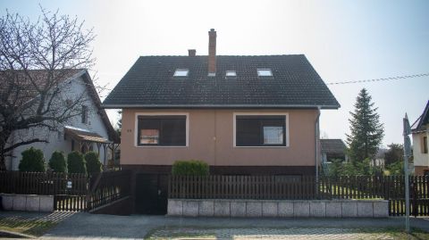 Eladó Ház 9011 Győr , 9029 Győr, Révfalu