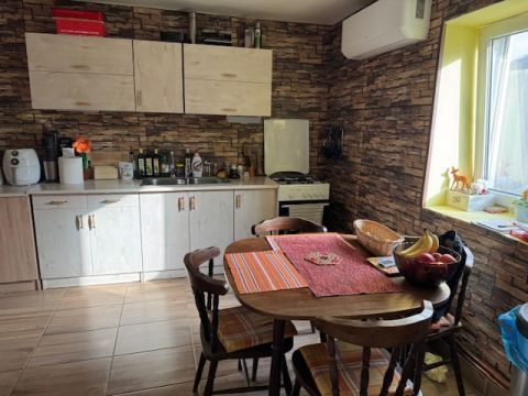 Eladó Ház 2451 Ercsi , Központi rész