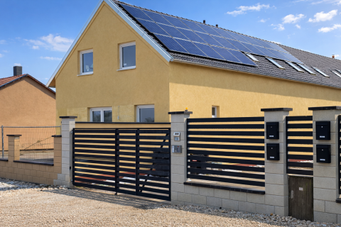 Eladó Lakás 5000 Szolnok Szolnok Csóka utca újépítésű 4 szobás teraszos 