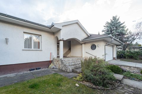 Eladó Ház 1162 Budapest 16. kerület 