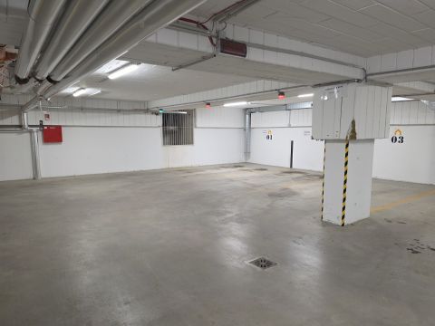 Eladó Parkoló 7624 Pécs , Mecsek oldalon a Golden Cornerben teremgarázs hely