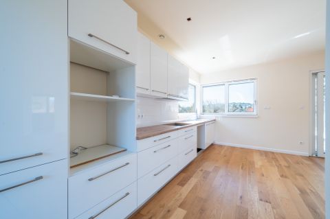 Eladó Lakás 1028 Budapest 2. kerület , Hidegkúti út közelében