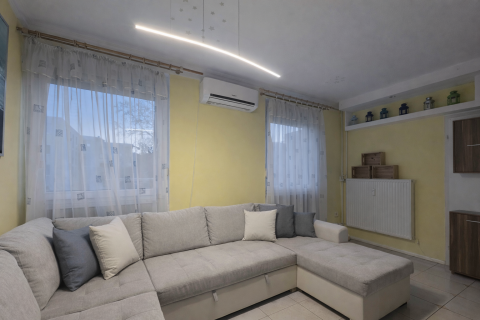 Eladó Lakás 1157 Budapest 15. kerület XV. ker. Újpalota Fő tér közelében I. emeleti 4 szobás panel