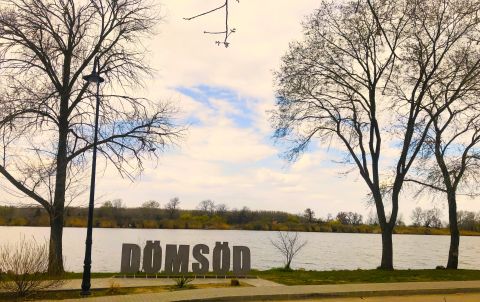 Eladó Ház 2344 Dömsöd , Felújított családi ház 1 percre a Duna-parttól!