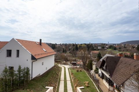 Eladó Ház 1028 Budapest 2. kerület 