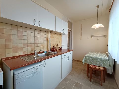 Kiadó Lakás 6000 Kecskemét , Belvárosi kiadó 2 szobás lakás