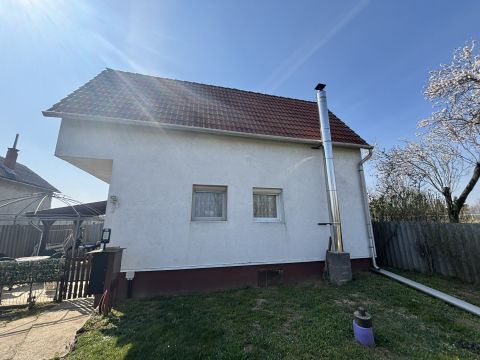 Eladó Ház 2852 Kecskéd 