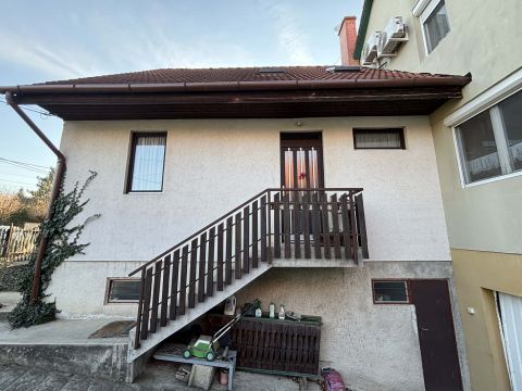 Eladó Ház 1162 Budapest 16. kerület 