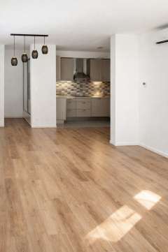 Eladó Lakás 1138 Budapest 13. kerület XIII. Marina part panorámás 3 szobás erkélyes duplakomfortos