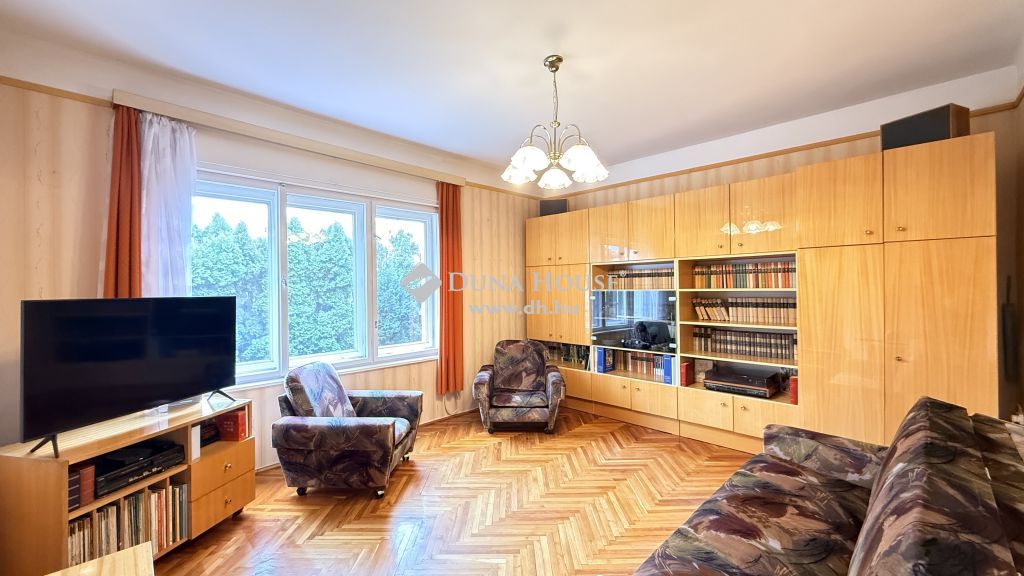 3300 Eger , Hajdúhegy — 1/27