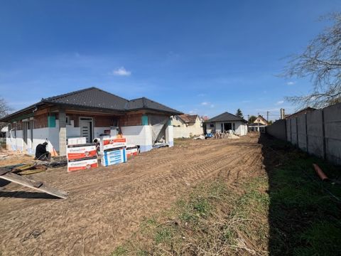 Eladó Ház 2360 Gyál 