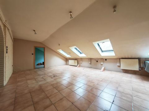 Eladó Lakás 8000 Székesfehérvár 