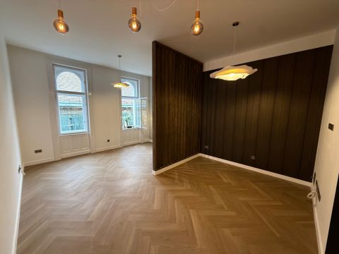 Eladó Lakás 1061 Budapest 6. kerület 