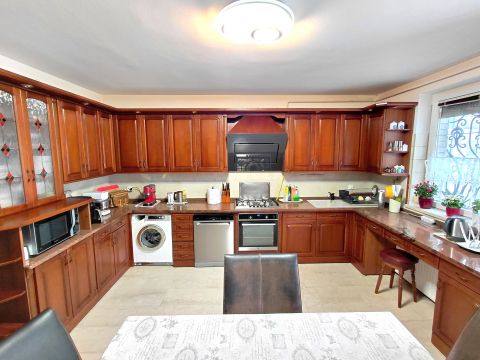 Eladó Ház 4028 Debrecen , Csapókert széle, Árpád térhez közel