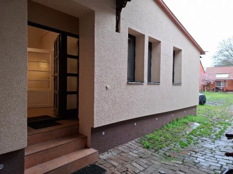 Eladó Ház 5600 Békéscsaba , 5600 Békéscsaba, Belváros