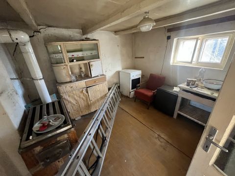 Eladó Ház 2723 Nyáregyháza Károlytelep