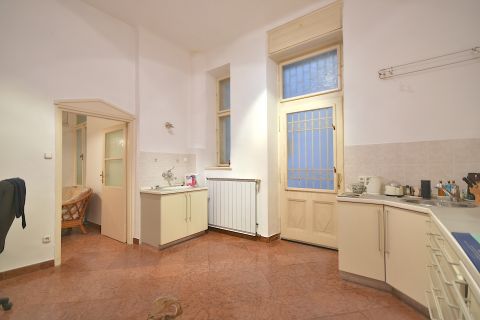 Kiadó Lakás 1052 Budapest 5. kerület 