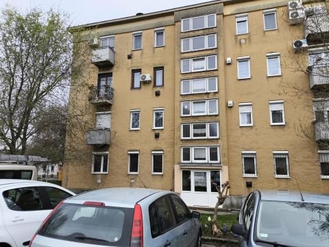 Eladó Lakás 7629 Pécs 