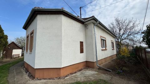 Eladó Ház 8127 Aba , 8127 Aba, Aba