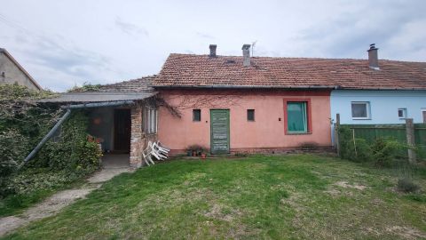 Eladó Ház 6760 Kistelek , Kistelek szélén családi ház eladó!