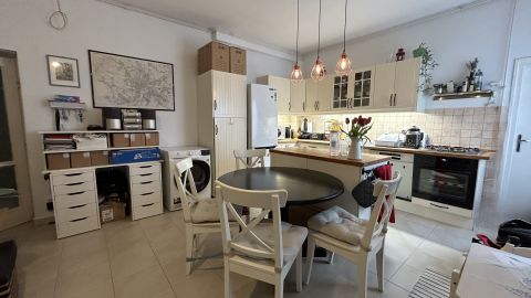 Eladó Lakás 1148 Budapest 14. kerület , LIFTES házban CSENDES, 3 szobás, NAPFÉNYES lakás