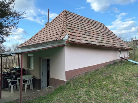 Eladó Ház 2836 Baj 