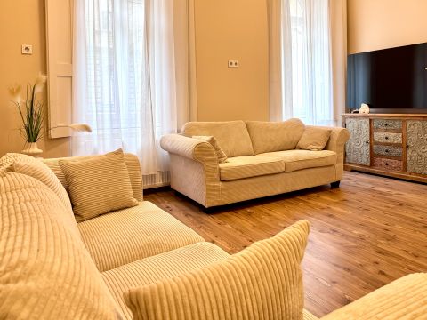 Eladó Lakás 1122 Budapest 12. kerület 