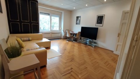 Eladó Lakás 1053 Budapest 5. kerület 