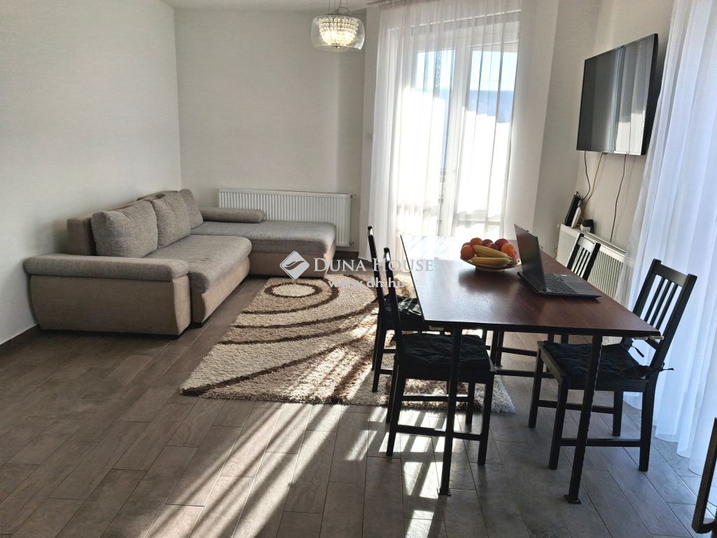 4220 Hajdúböszörmény , Belváros — 1/11